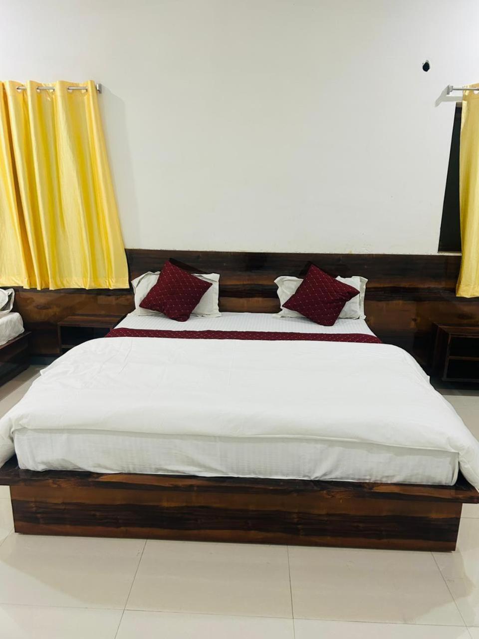Hotel Maurya Vihar Bodhgaya מראה חיצוני תמונה